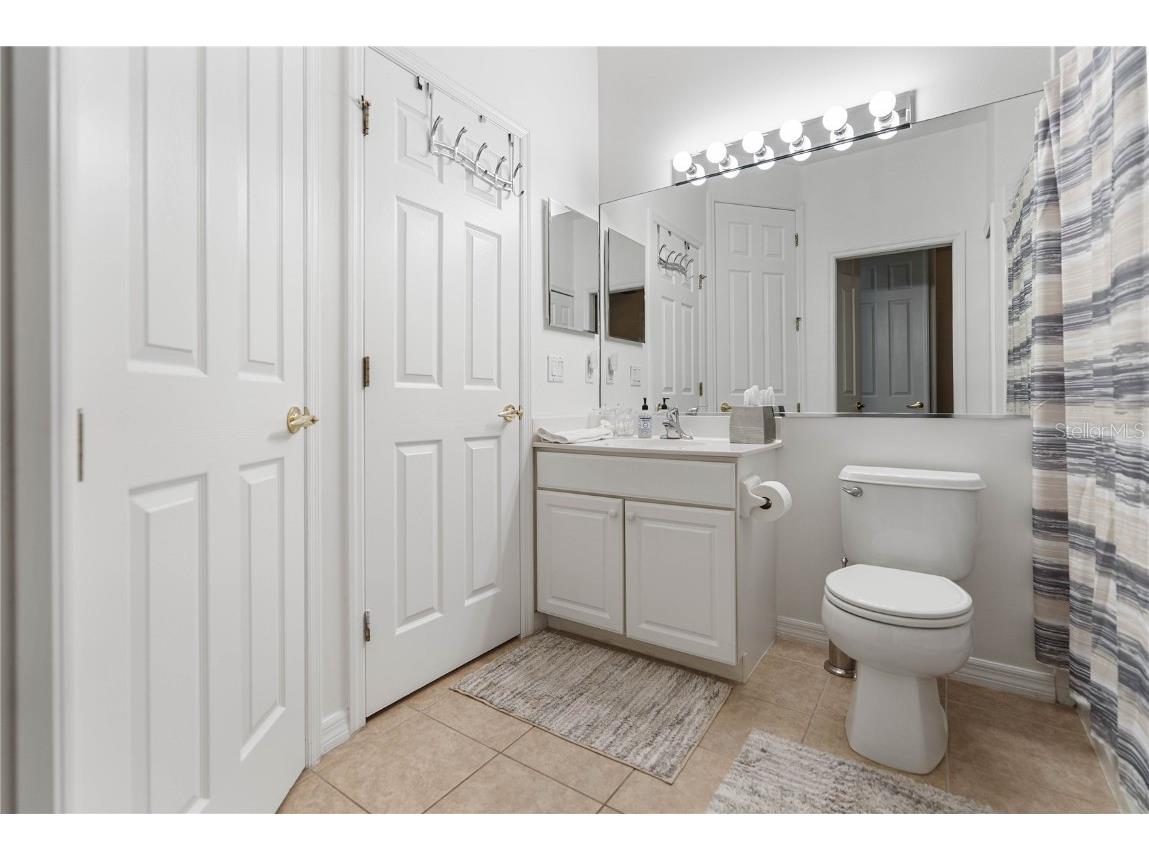 6989 Prosperity Circle #2103 Sarasota FL 34238 A4662980 image32