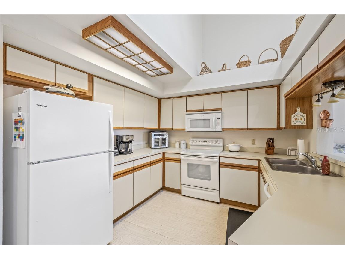 699 Malta Court NE Saint Petersburg FL 33703 TB8404812 image24