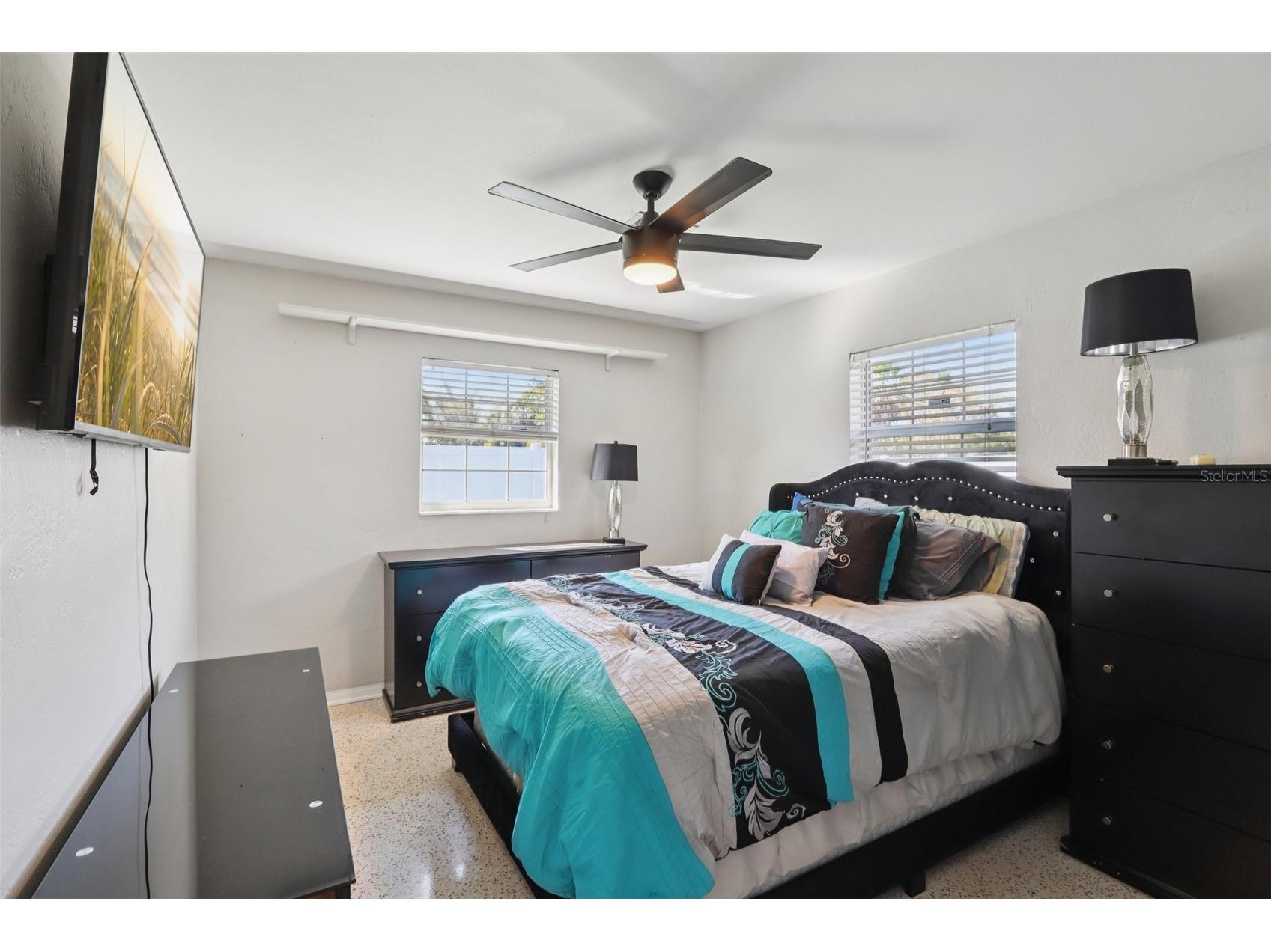 699 Pinellas Point Drive S Saint Petersburg FL 33705 TB8482059 image11