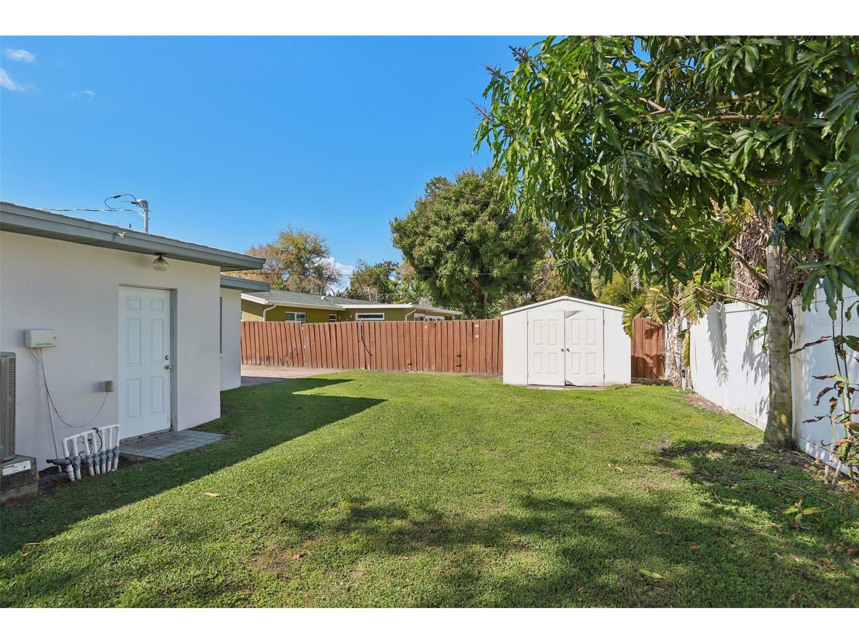 699 Pinellas Point Drive S Saint Petersburg FL 33705 TB8482059 image17