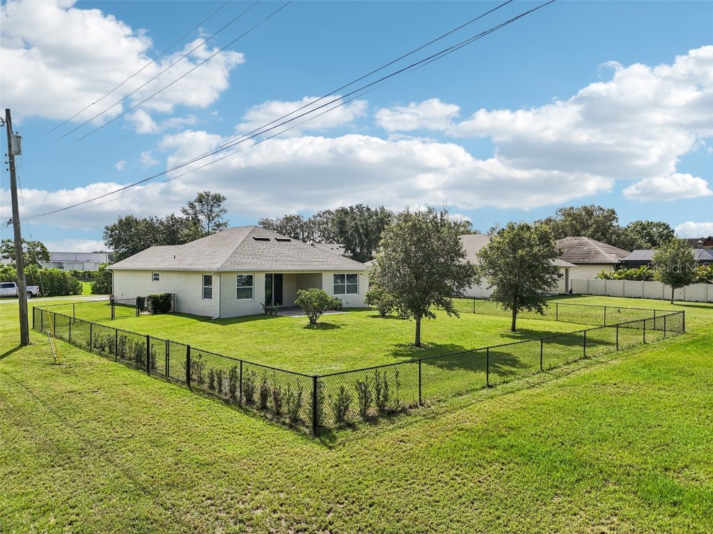 699 S Dixie Drive Howey In The Hills FL 34737 - HARRIS CHAIN OF LAKES G5099458 image38