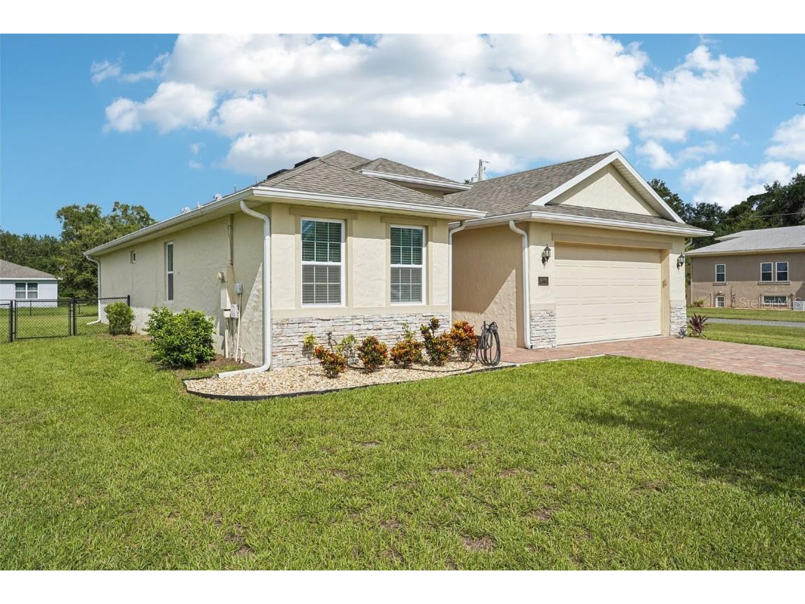 699 S Dixie Drive Howey In The Hills FL 34737 - HARRIS CHAIN OF LAKES G5099458 image4