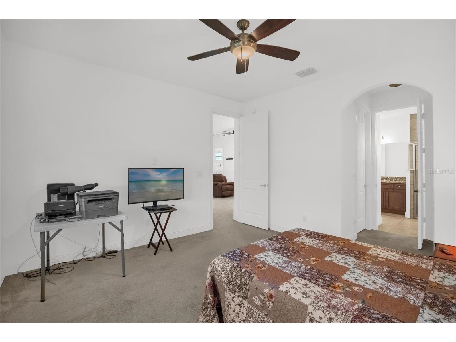 699 S Dixie Drive Howey In The Hills FL 34737 O6395413 image14