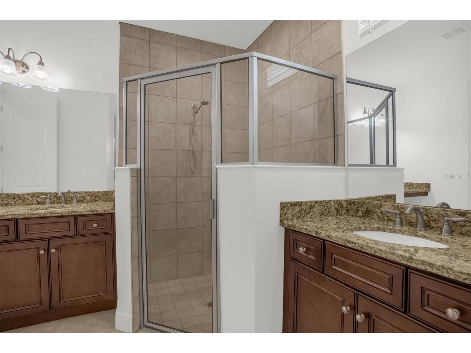 699 S Dixie Drive Howey In The Hills FL 34737 O6395413 image15