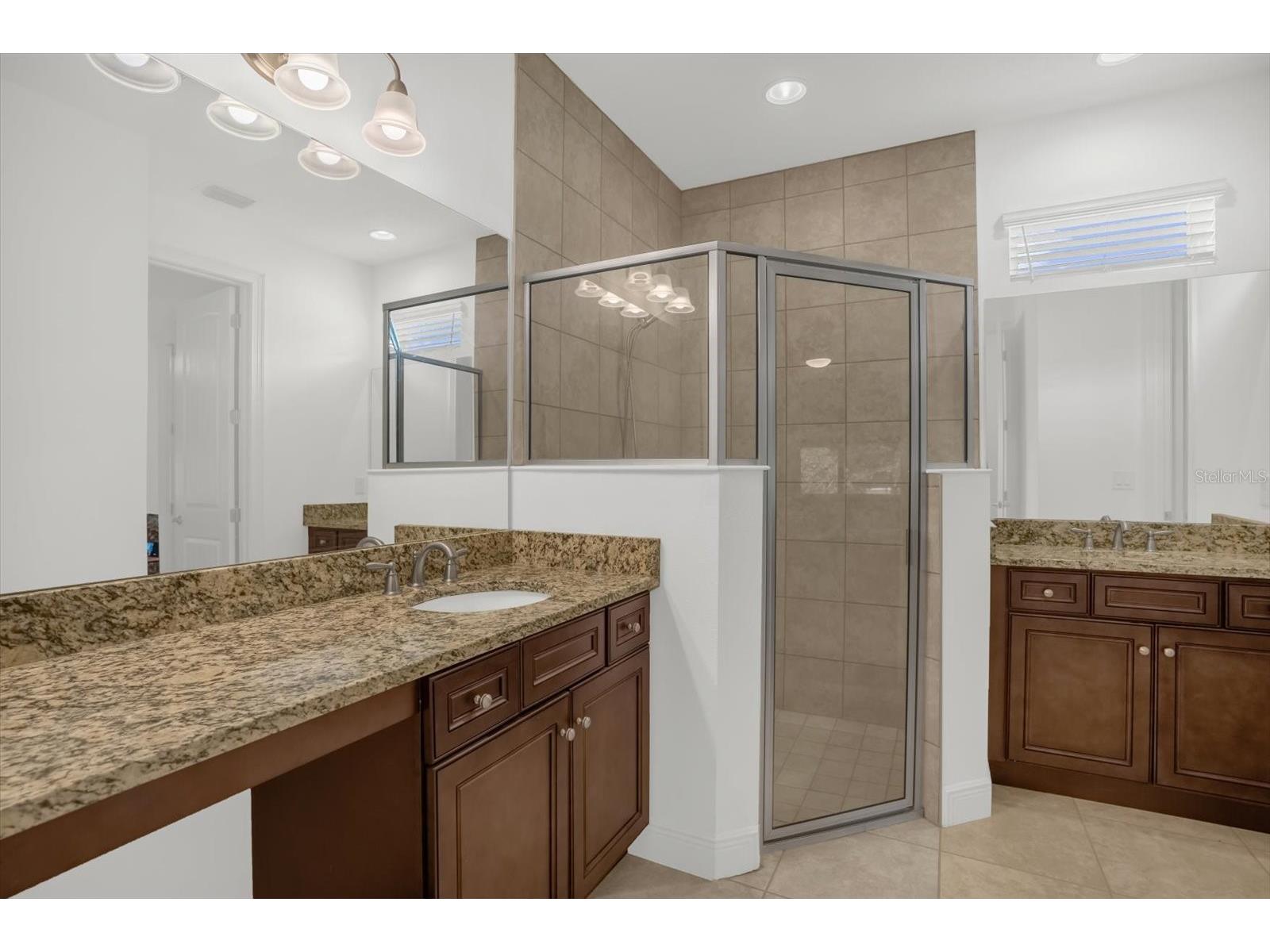 699 S Dixie Drive Howey In The Hills FL 34737 O6395413 image16