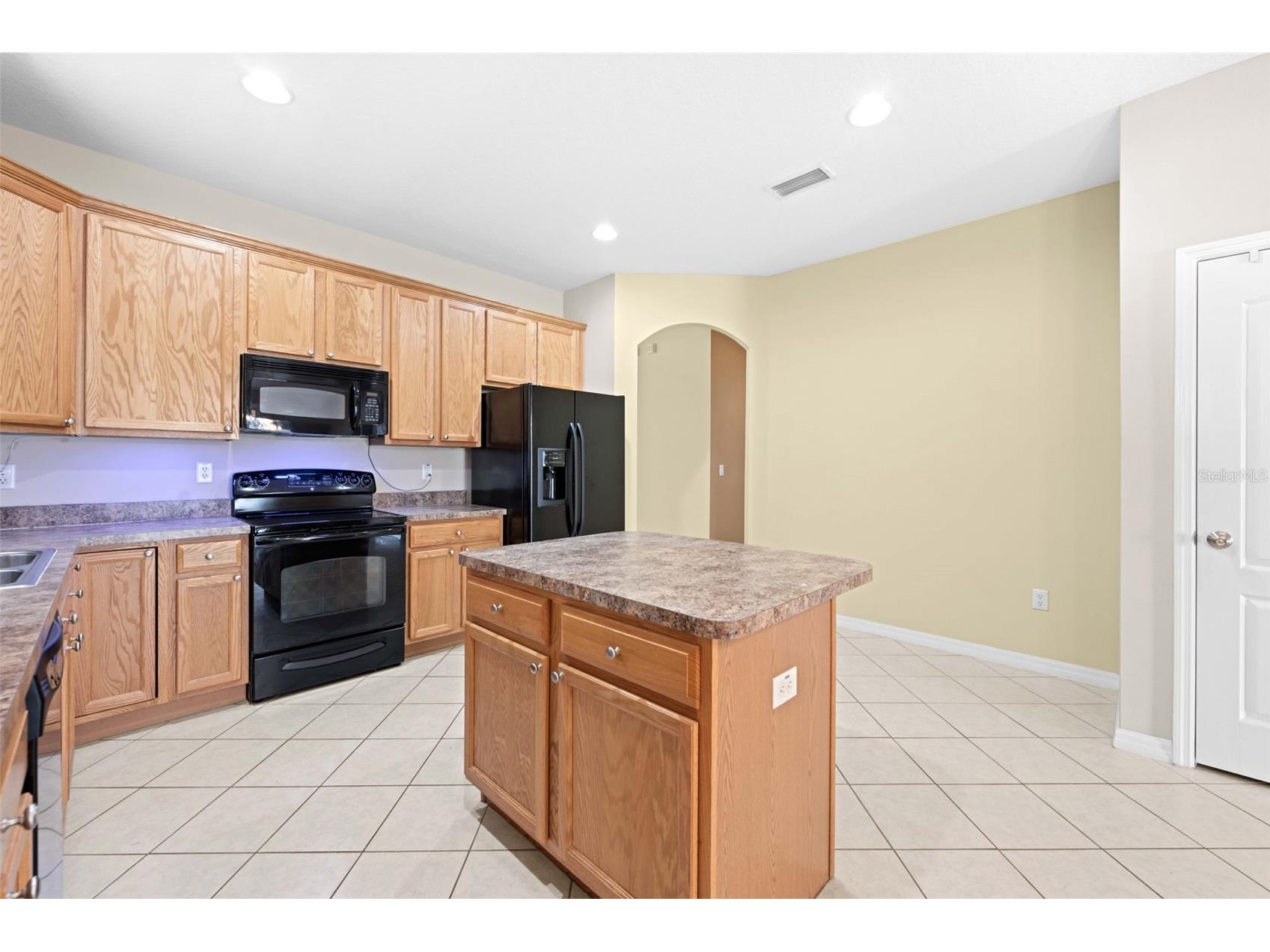 699 Winthrop Drive Spring Hill FL 34609 OM724851 image11