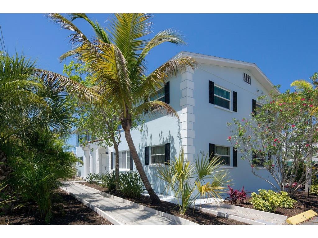 6990 Grevilla Avenue S South Pasadena FL 33707 O6379258 image1