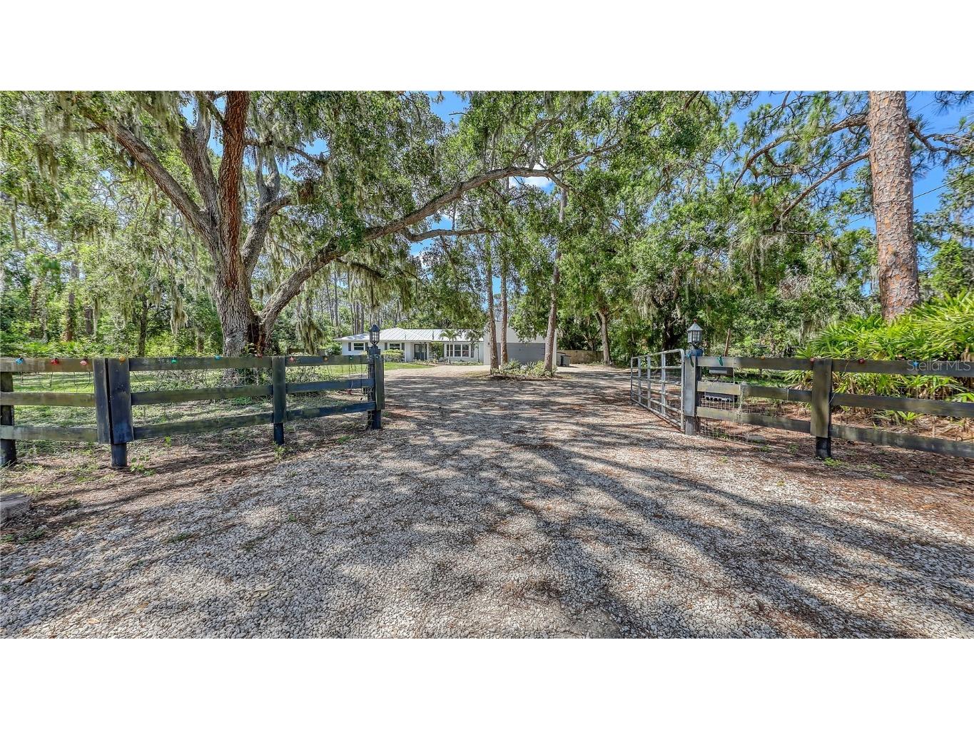 6990 Richardson Road Sarasota FL 34240 A4653288 image1