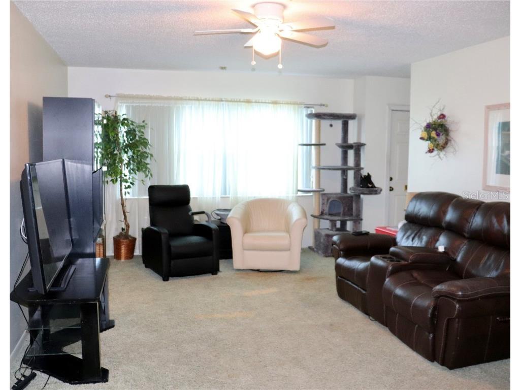 6990 Versailles N #6990 Pinellas Park FL 33781 TB8436259 image4