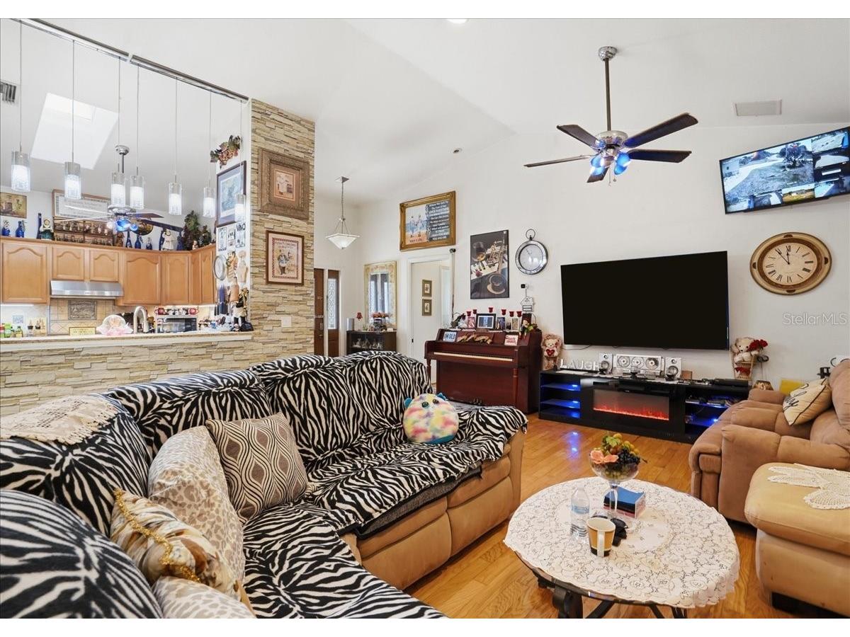 6993 Manniz Road Port Charlotte FL 33981 A4689642 image8