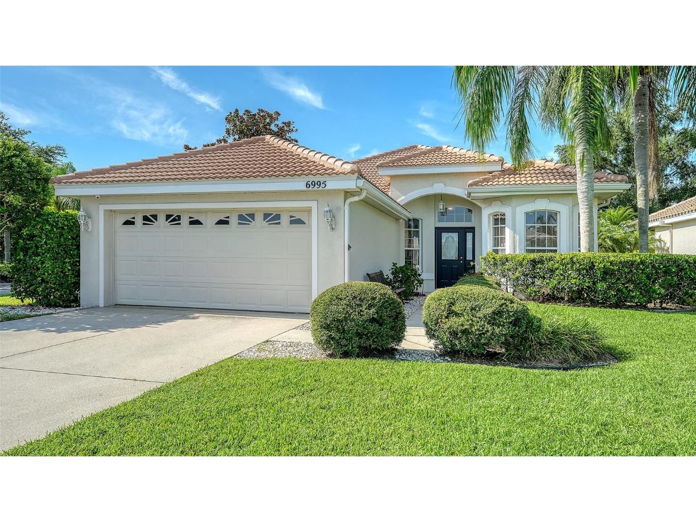 6995 Superior Street Circle Sarasota FL 34243 A4618310 image1