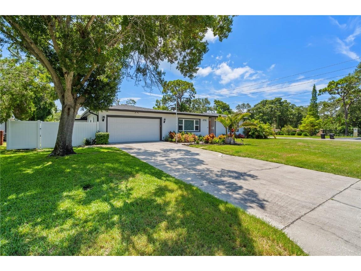 6996 22nd Way S Saint Petersburg FL 33712 U8205624 image1