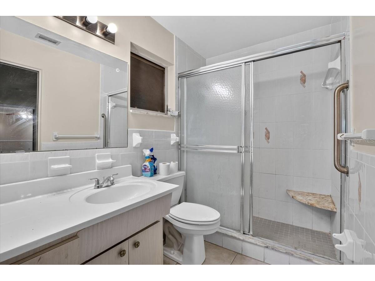 6999 16th Avenue N Saint Petersburg FL 33710 TB8524529 image18