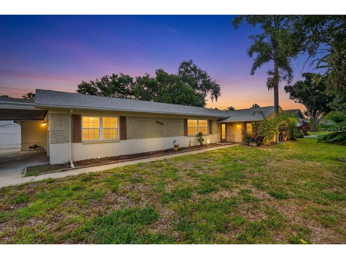 6999 16th Avenue N Saint Petersburg FL 33710 TB8524529 image24
