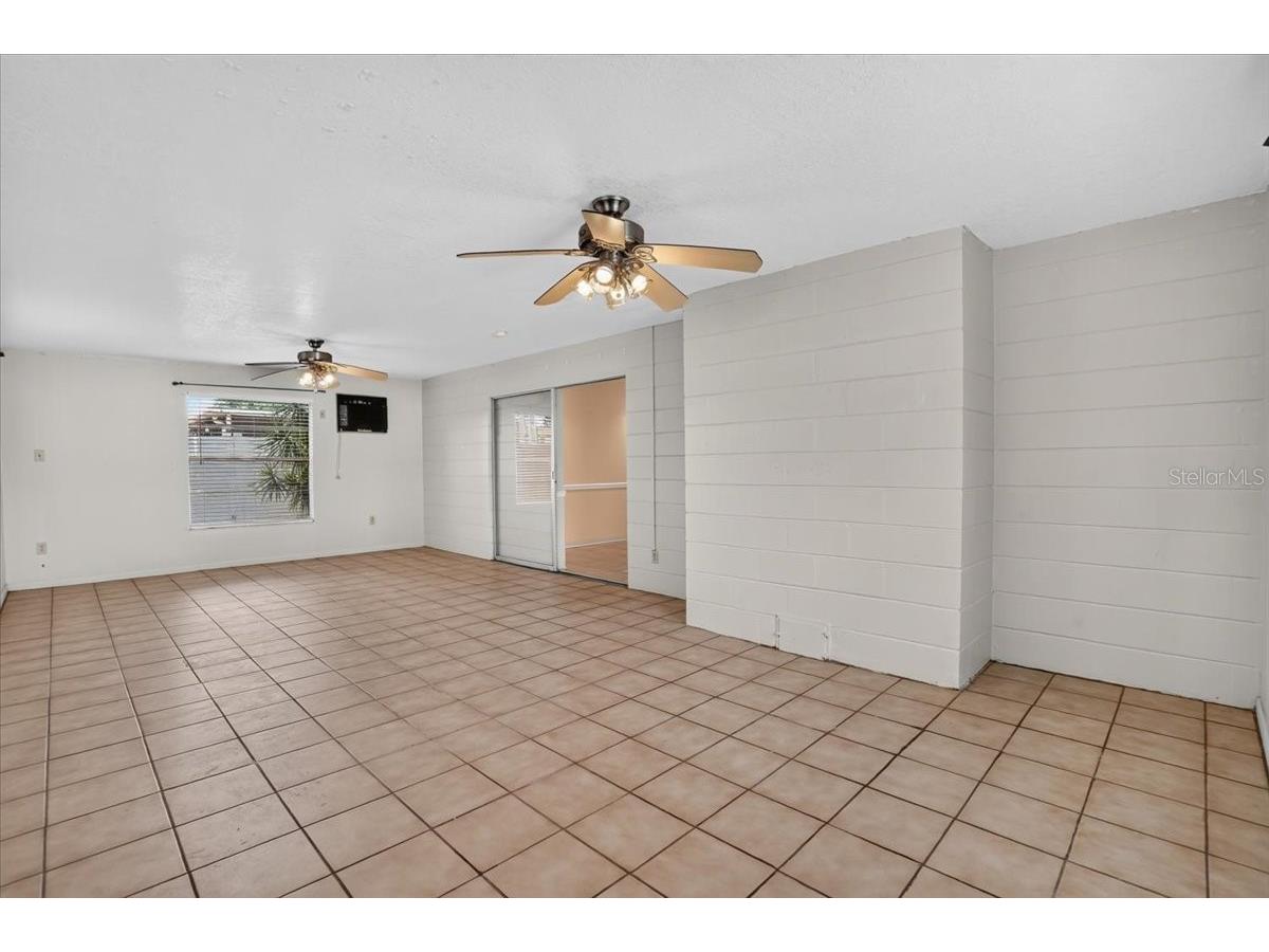 6999 16th Avenue N Saint Petersburg FL 33710 TB8524529 image31