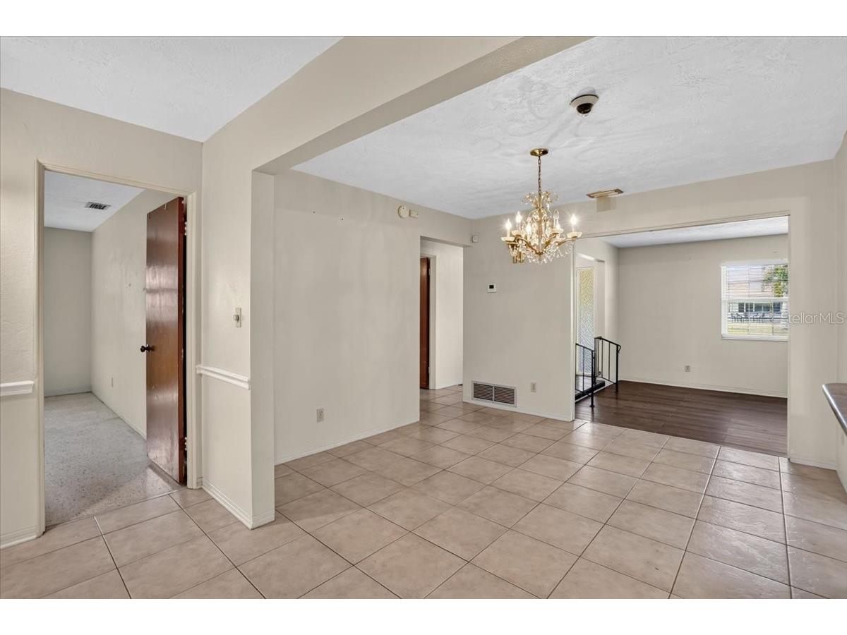 6999 16th Avenue N Saint Petersburg FL 33710 TB8524529 image41