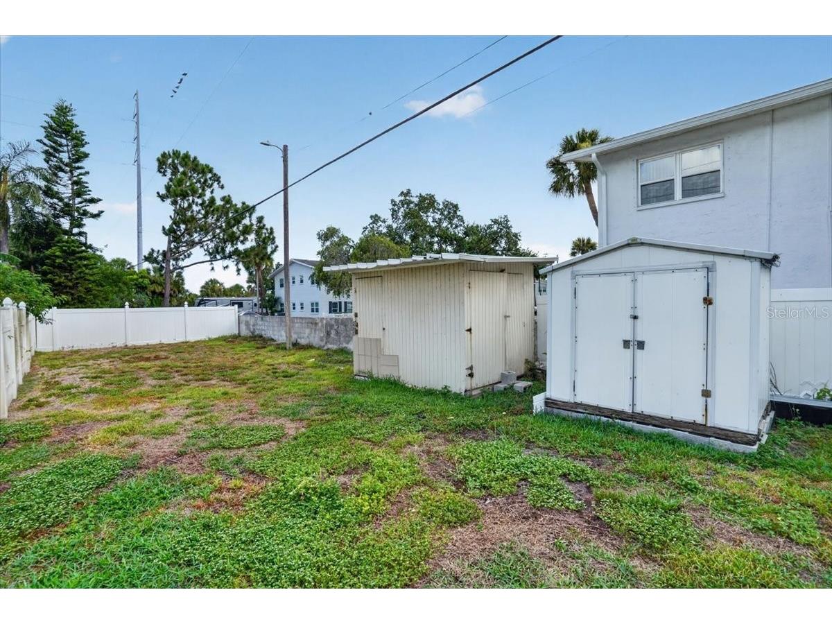 6999 16th Avenue N Saint Petersburg FL 33710 TB8524529 image48