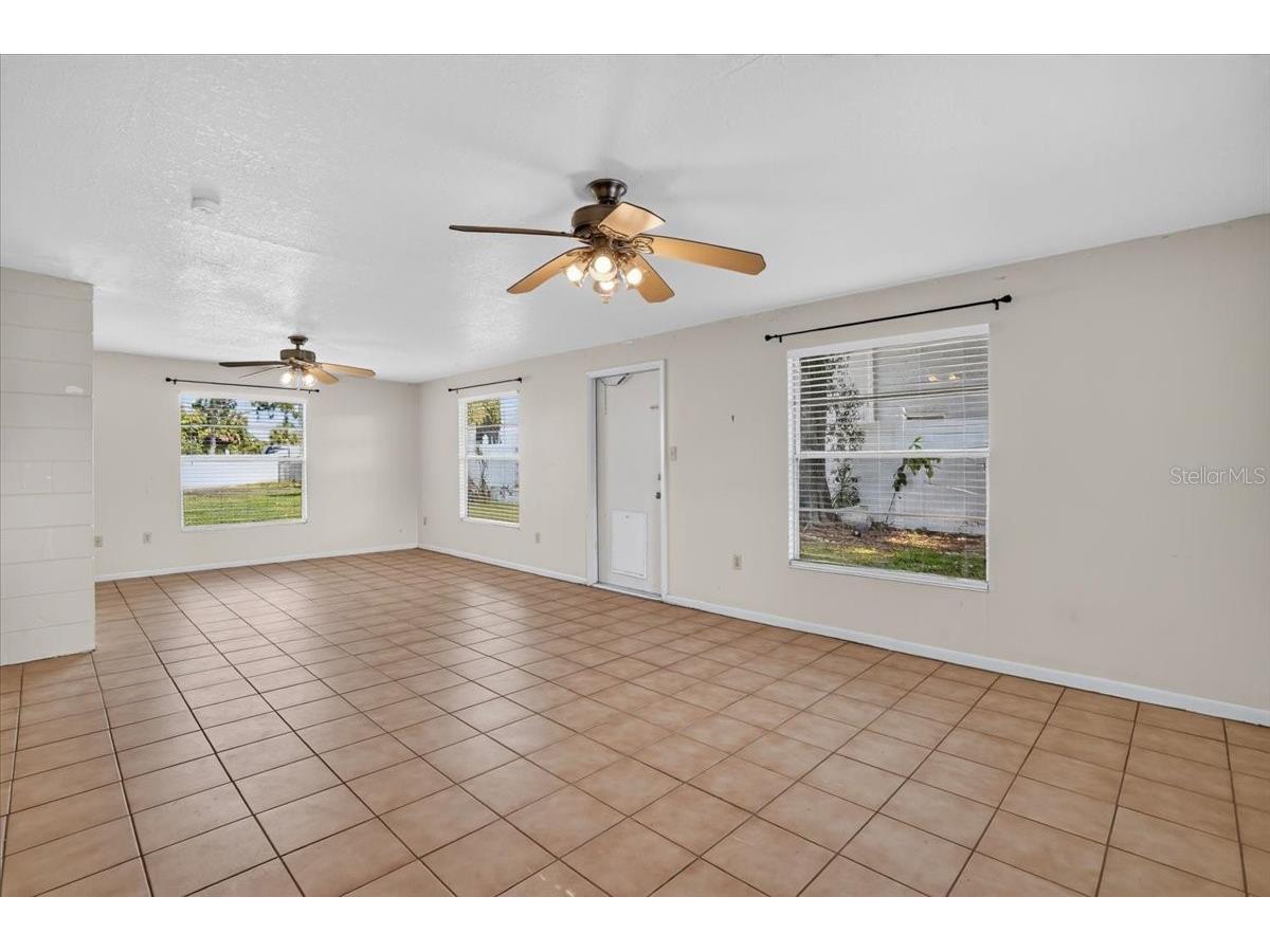 6999 16th Avenue N Saint Petersburg FL 33710 TB8524529 image7