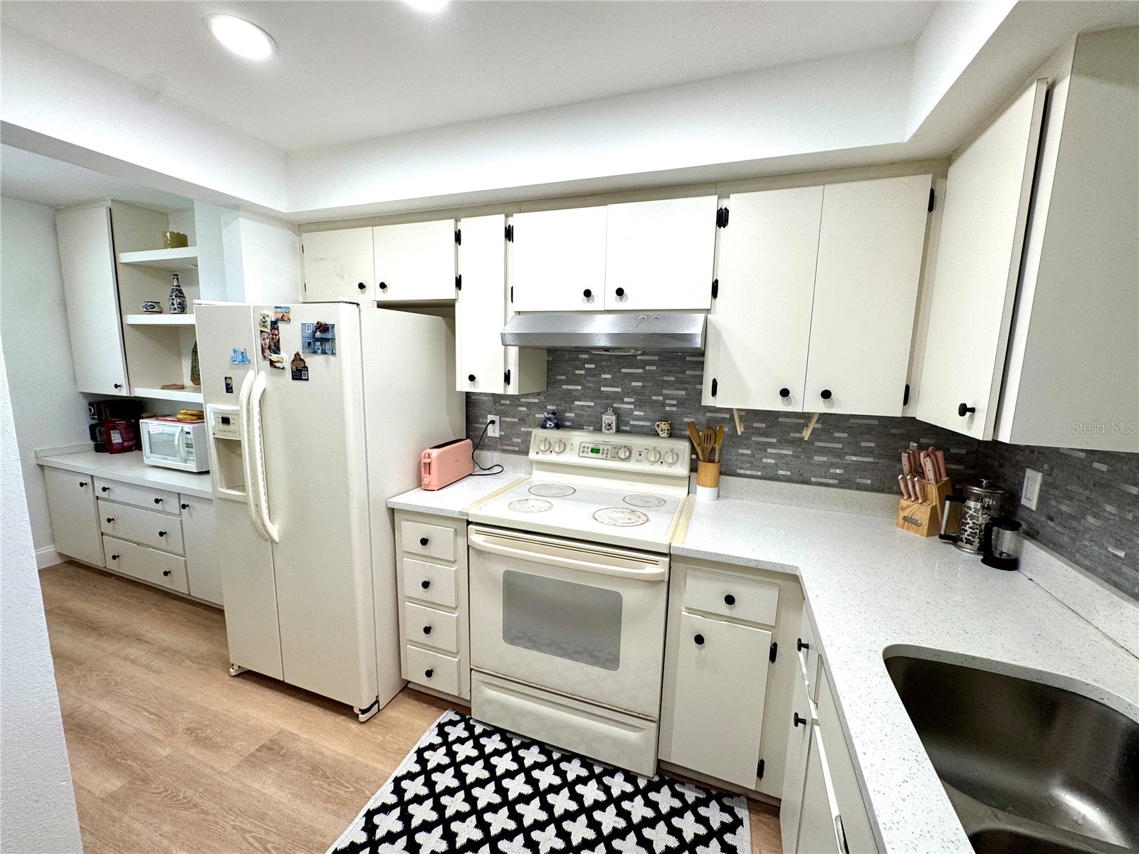 6999 W Country Club Drive N #225 Sarasota FL 34243 A4699962 image3