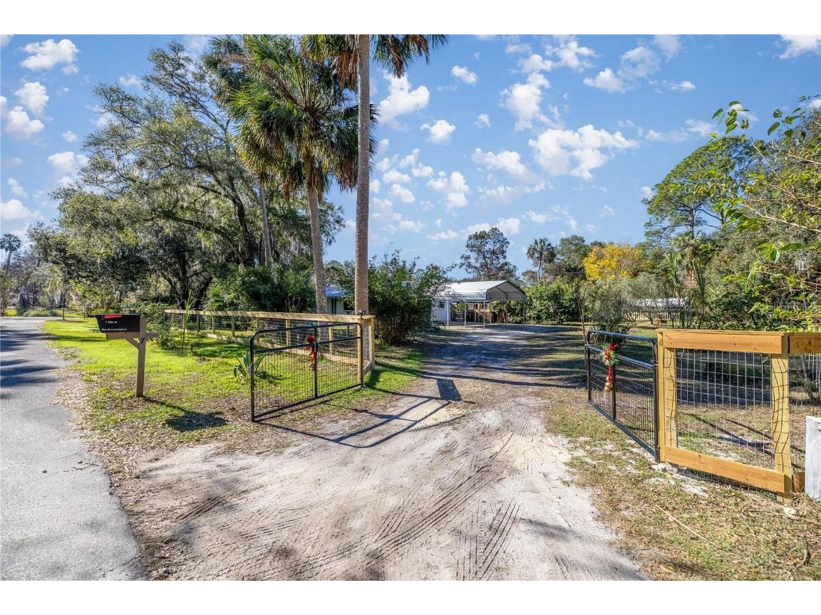 7 55th Street Yankeetown FL 34498 GC535080 image100