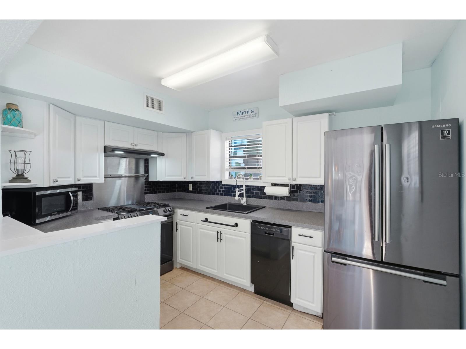 7 Clarendon Court Daytona Beach FL 32118 V4947390 image3