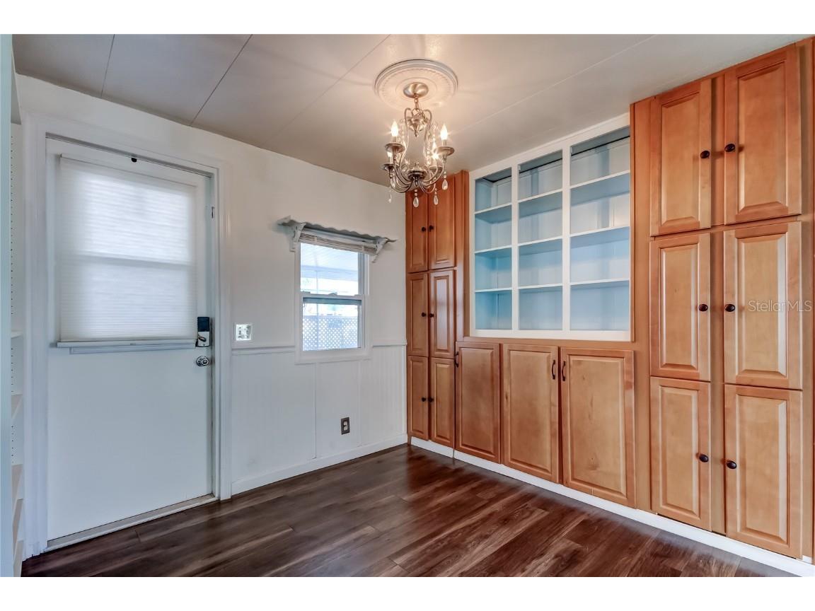 7 Drury Lane Tarpon Springs FL 34689 TB8451969 image11