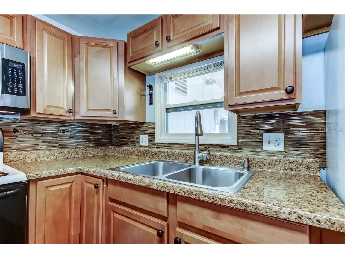 7 Drury Lane Tarpon Springs FL 34689 TB8451969 image18