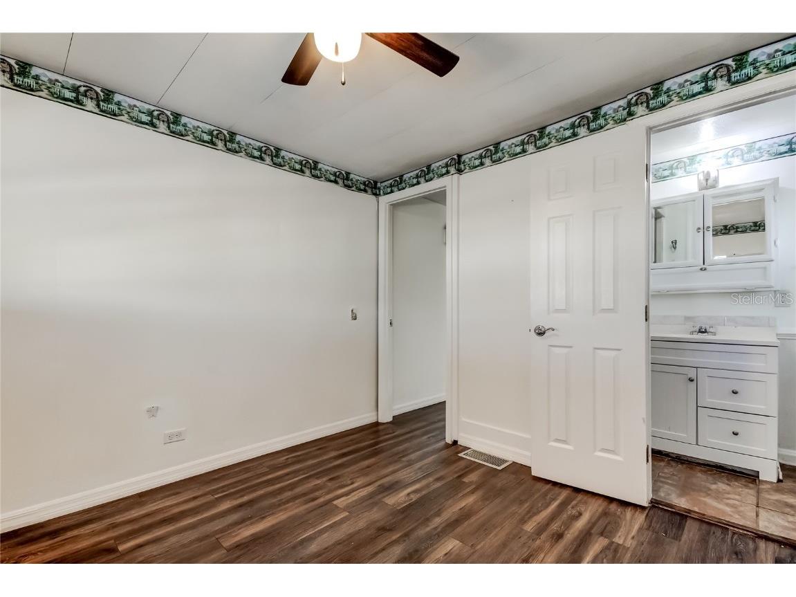 7 Drury Lane Tarpon Springs FL 34689 TB8451969 image31