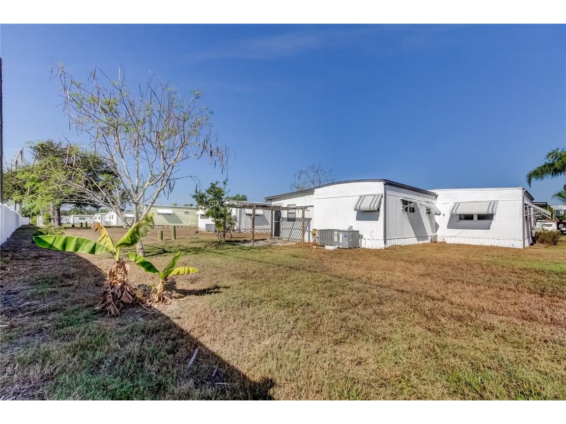 7 Drury Lane Tarpon Springs FL 34689 TB8451969 image47