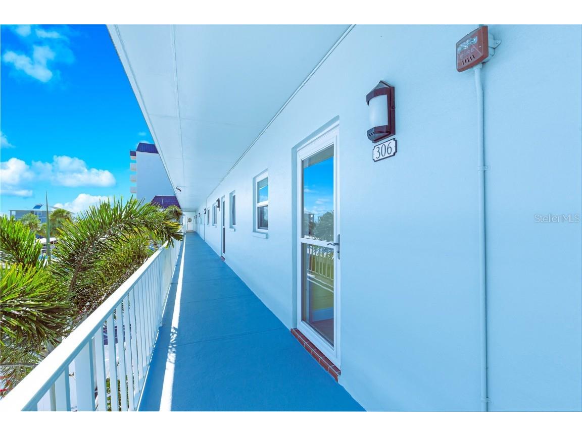 7 Dunoon Place #APT. 306 Dunedin FL 34698 TB8409170 image5