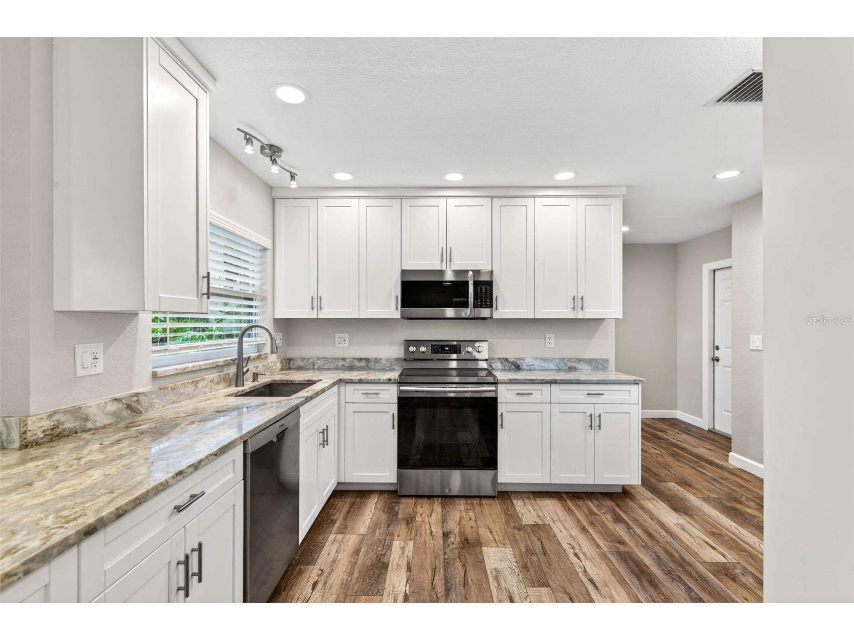 7 Eagle Lane Palm Harbor FL 34683 W7884503 image19