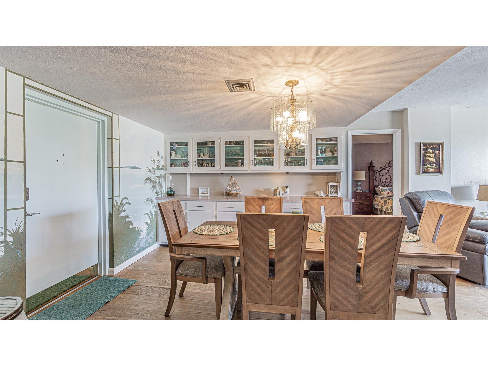 7 Elgin Place #301 Dunedin FL 34698 TB8484027 image5