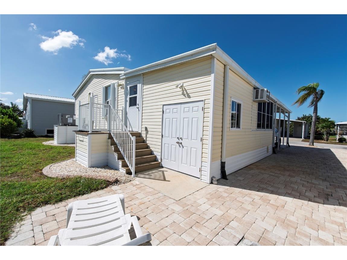 7 Freeman Avenue Punta Gorda FL 33950 C7518216 image3