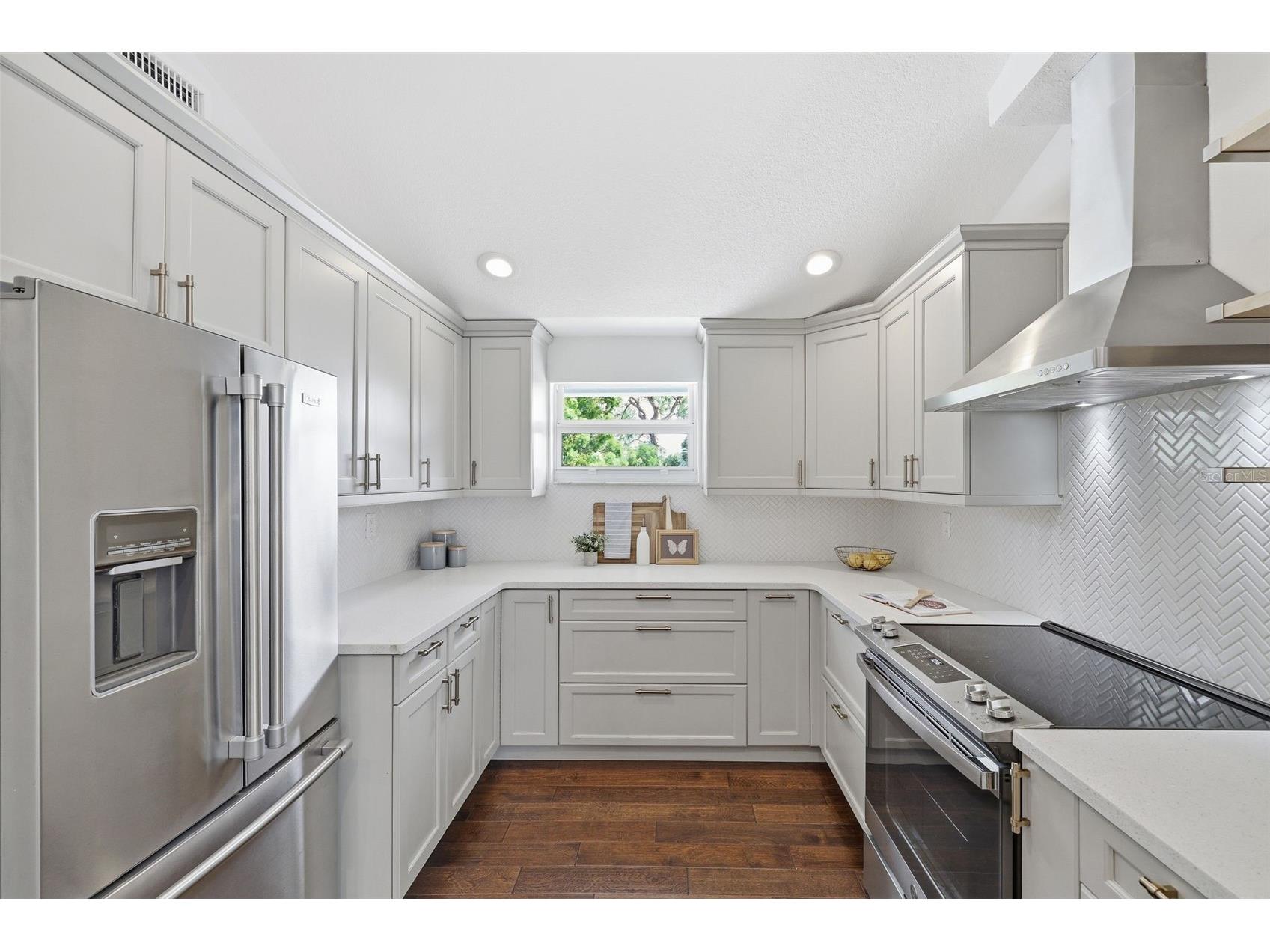 7 Georgia Avenue Crystal Beach FL 34681 - GULF OF AMERICA TB8512723 image7