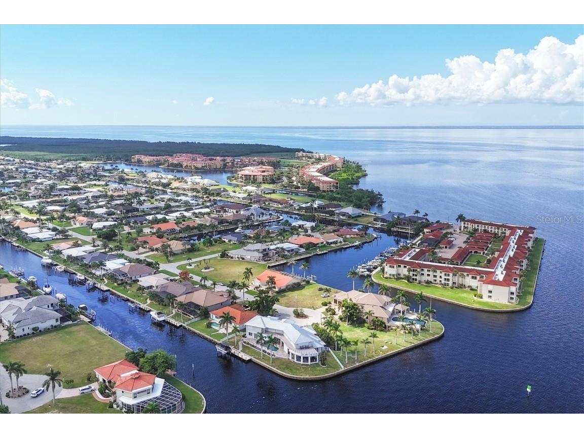 7 Hibiscus Drive Punta Gorda FL 33950 - CHARLOTTE HARBOR C7516550 image5