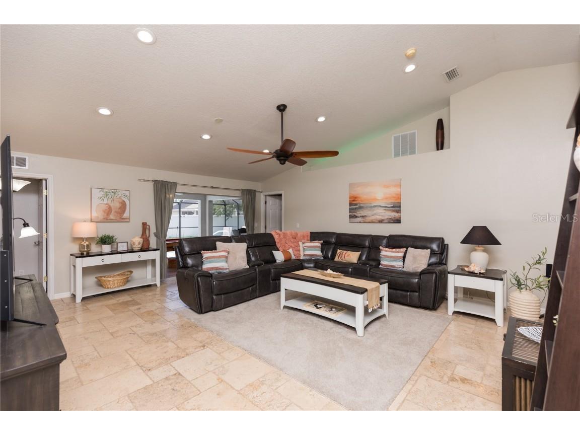 7 Lancaster Lane Palm Coast FL 32137 FC301250 image25