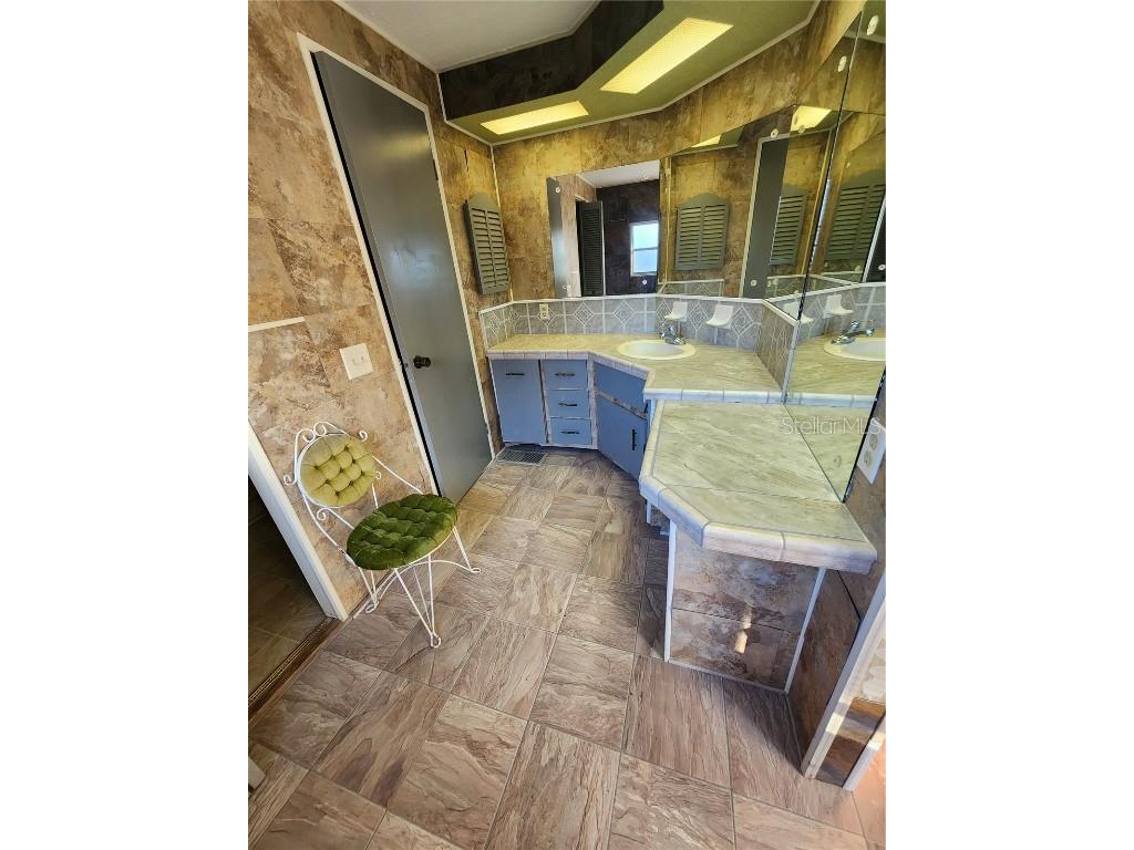 7 Mountain Laurel Drive Palm Harbor FL 34684 TB8447401 image17