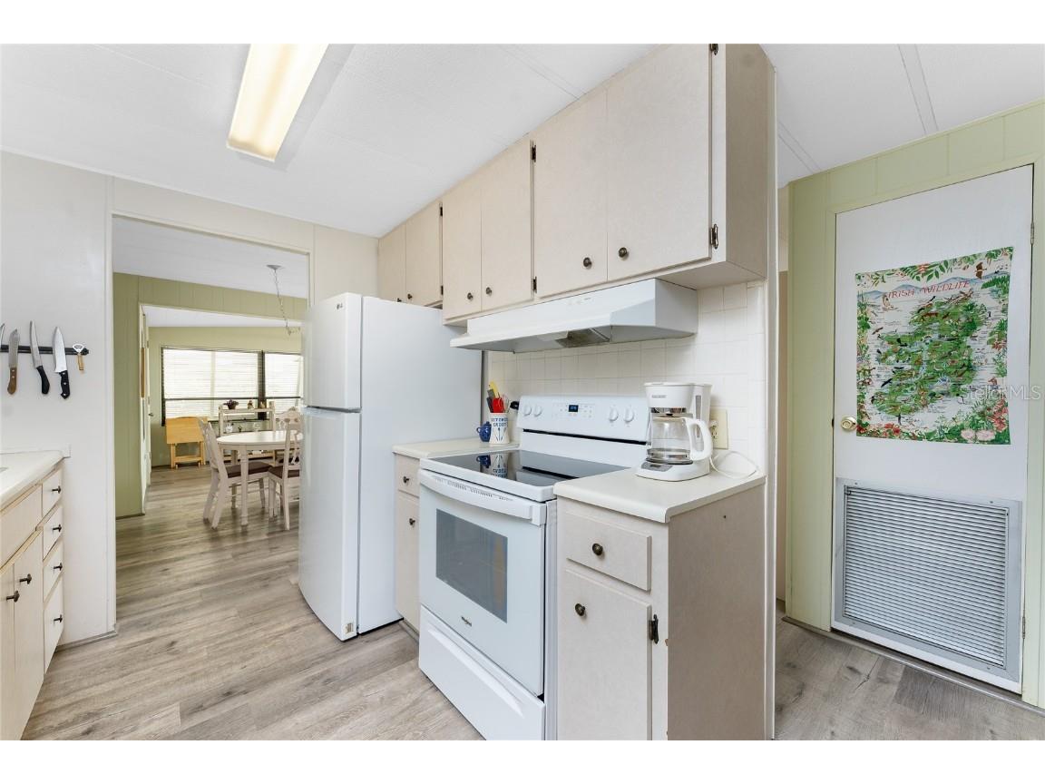 7 N Esplanade Street Englewood FL 34223 - WATERFORD CANAL D6143742 image12