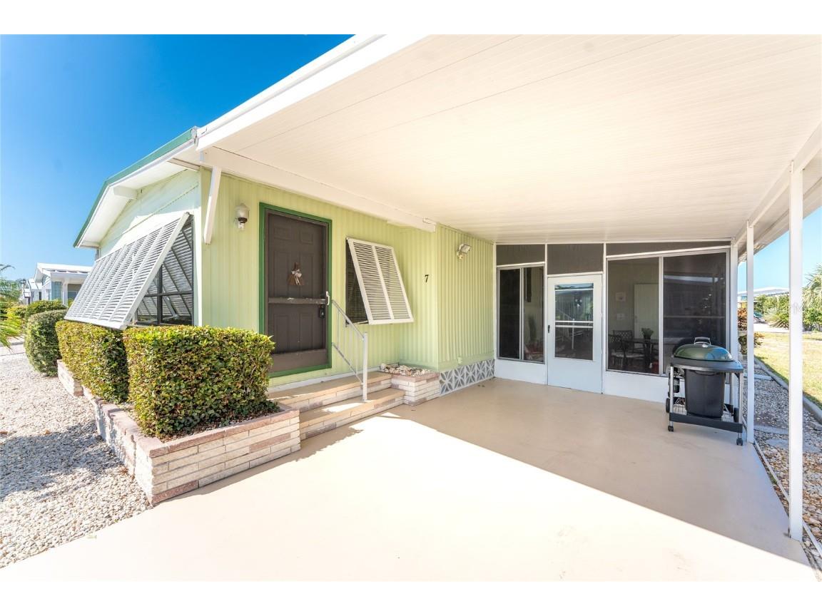 7 N Esplanade Street Englewood FL 34223 - WATERFORD CANAL D6143742 image2