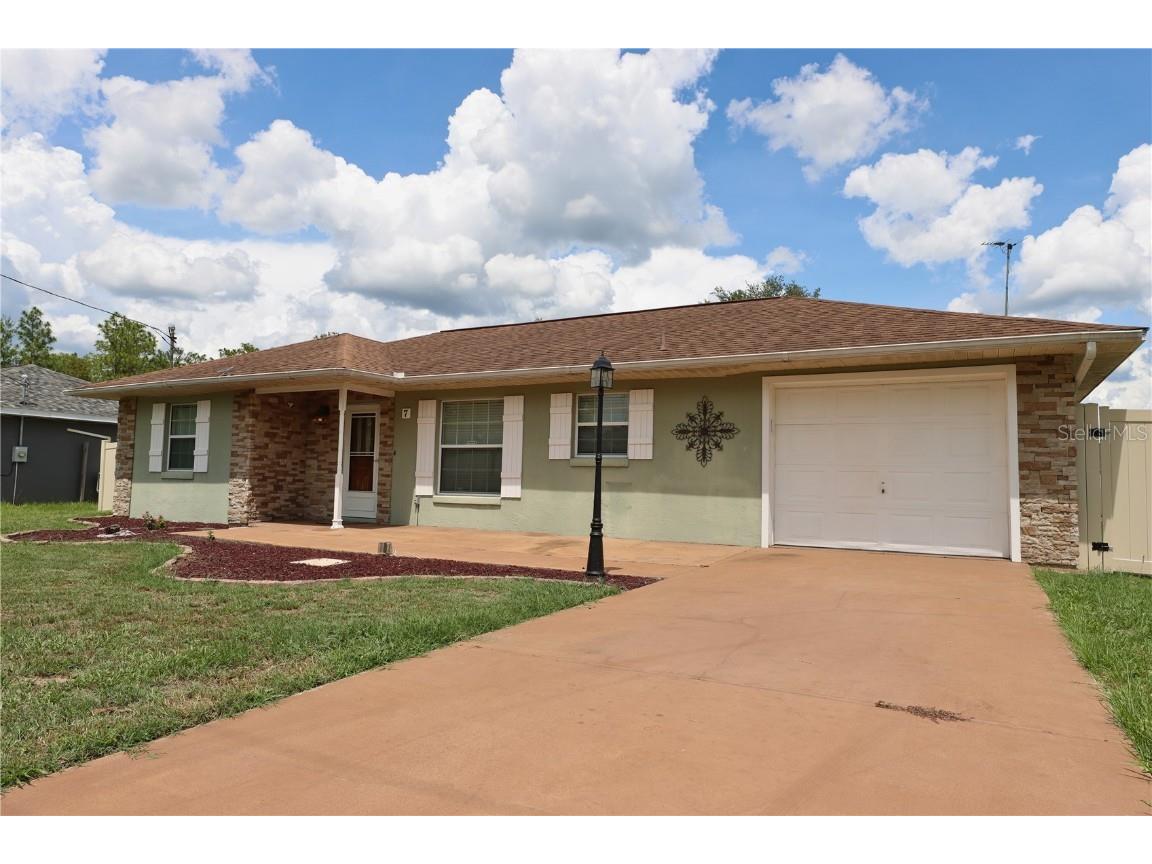 7 Pecan Drive Loop Ocala FL 34472 OM703524 image1