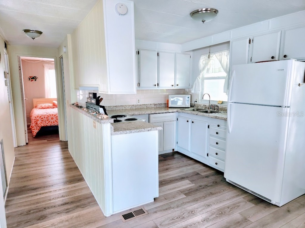 7 S Esplanade Street Englewood FL 34223 A4603704 image11