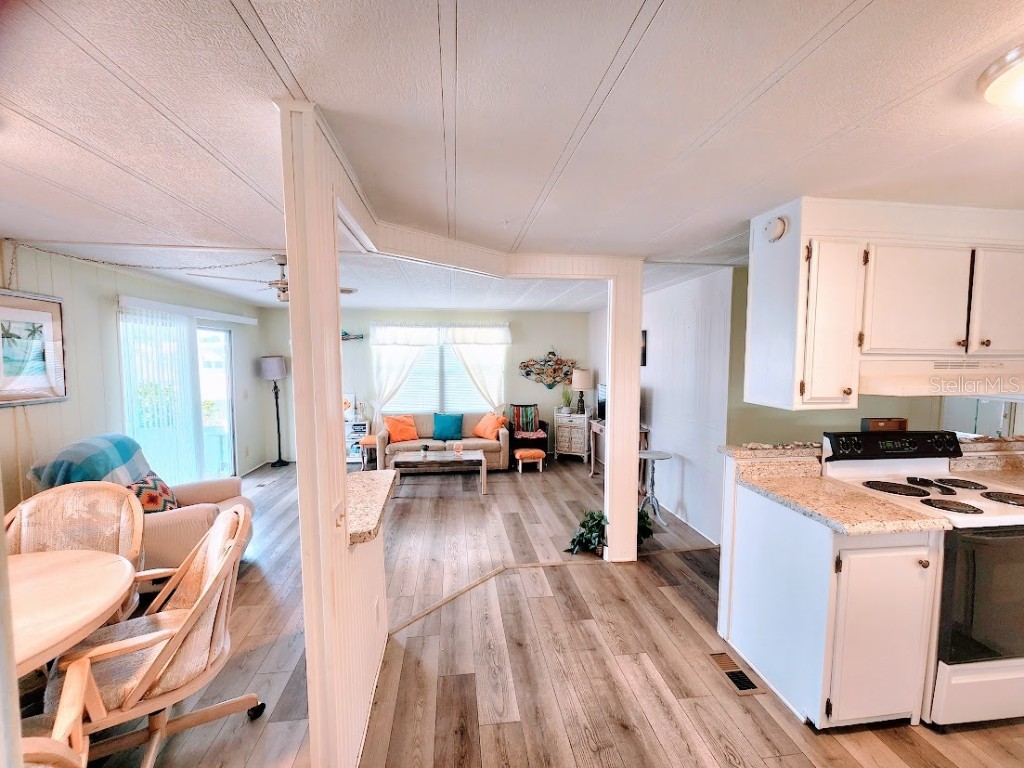 7 S Esplanade Street Englewood FL 34223 A4603704 image5