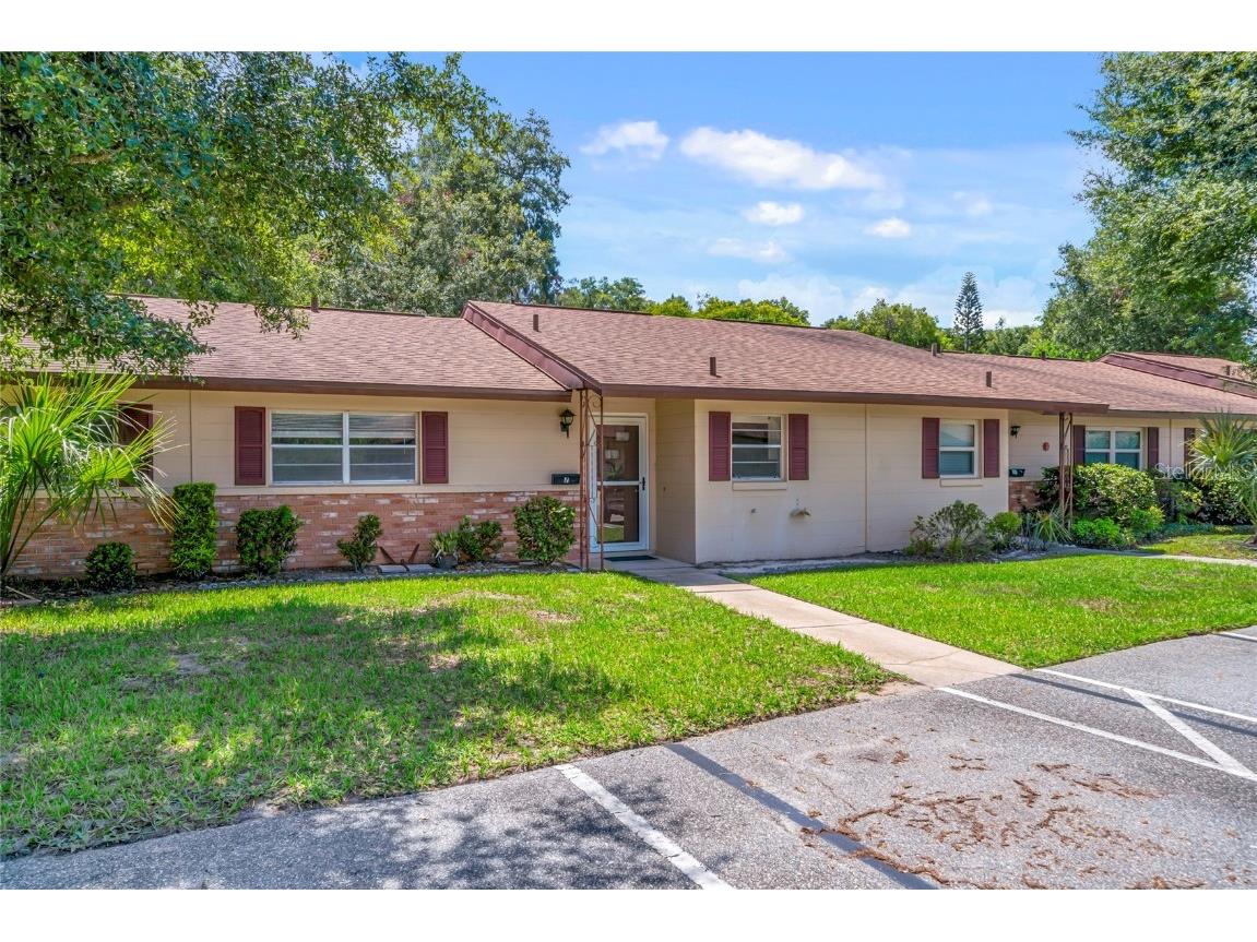 7 Villa Villar Court #70 Deland FL 32724 V4925534 image1