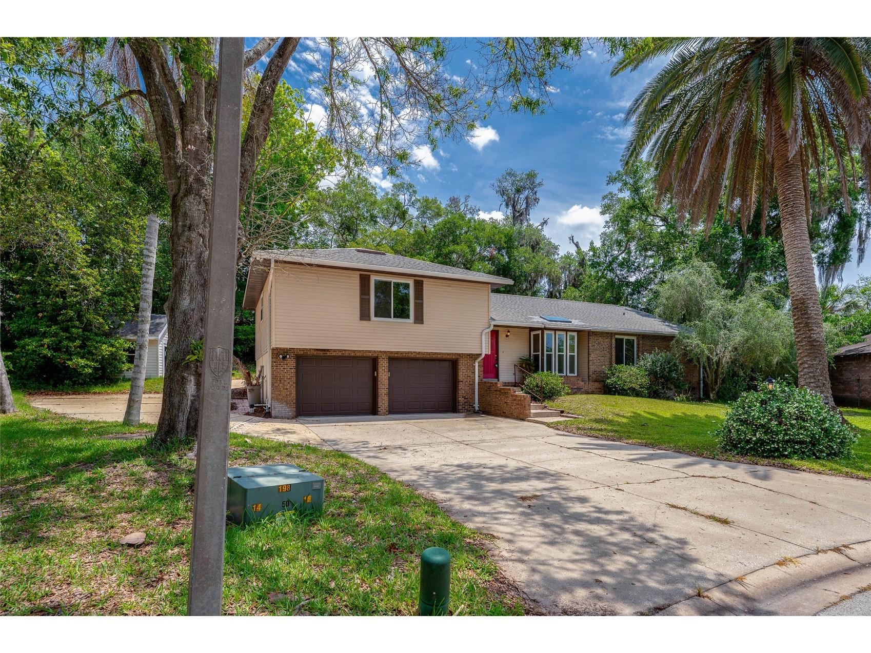 7 Waterfront Court Ormond Beach FL 32174 V4949013 image2
