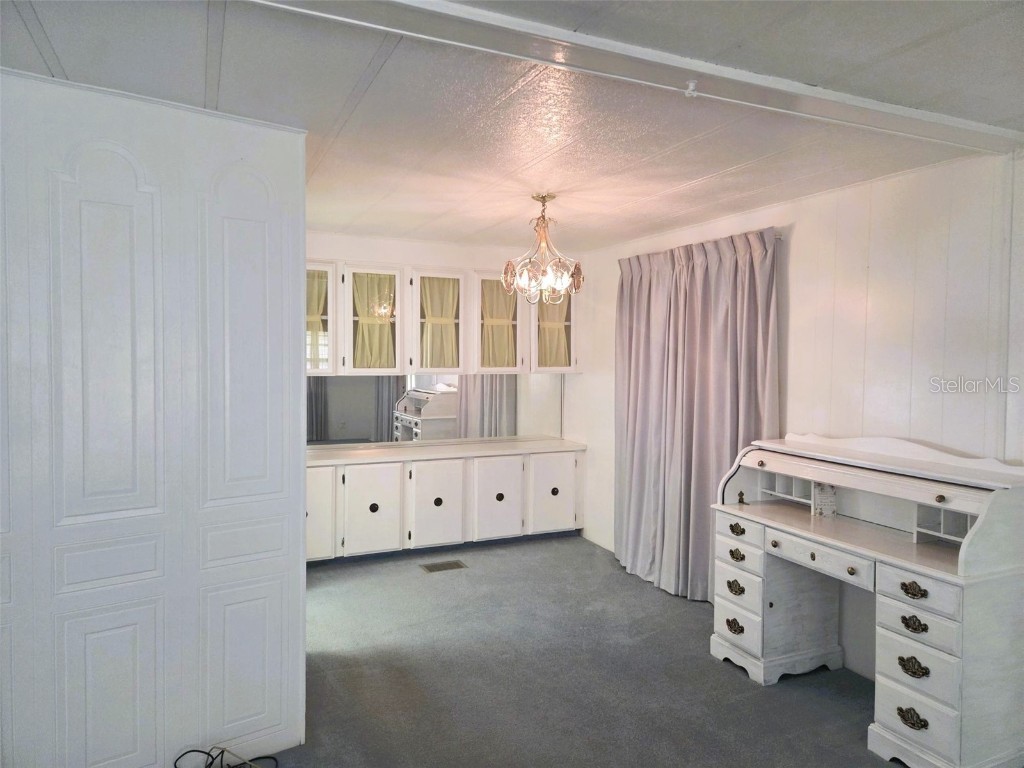 7 White Oak Terrace Sarasota FL 34237 A4670165 image10