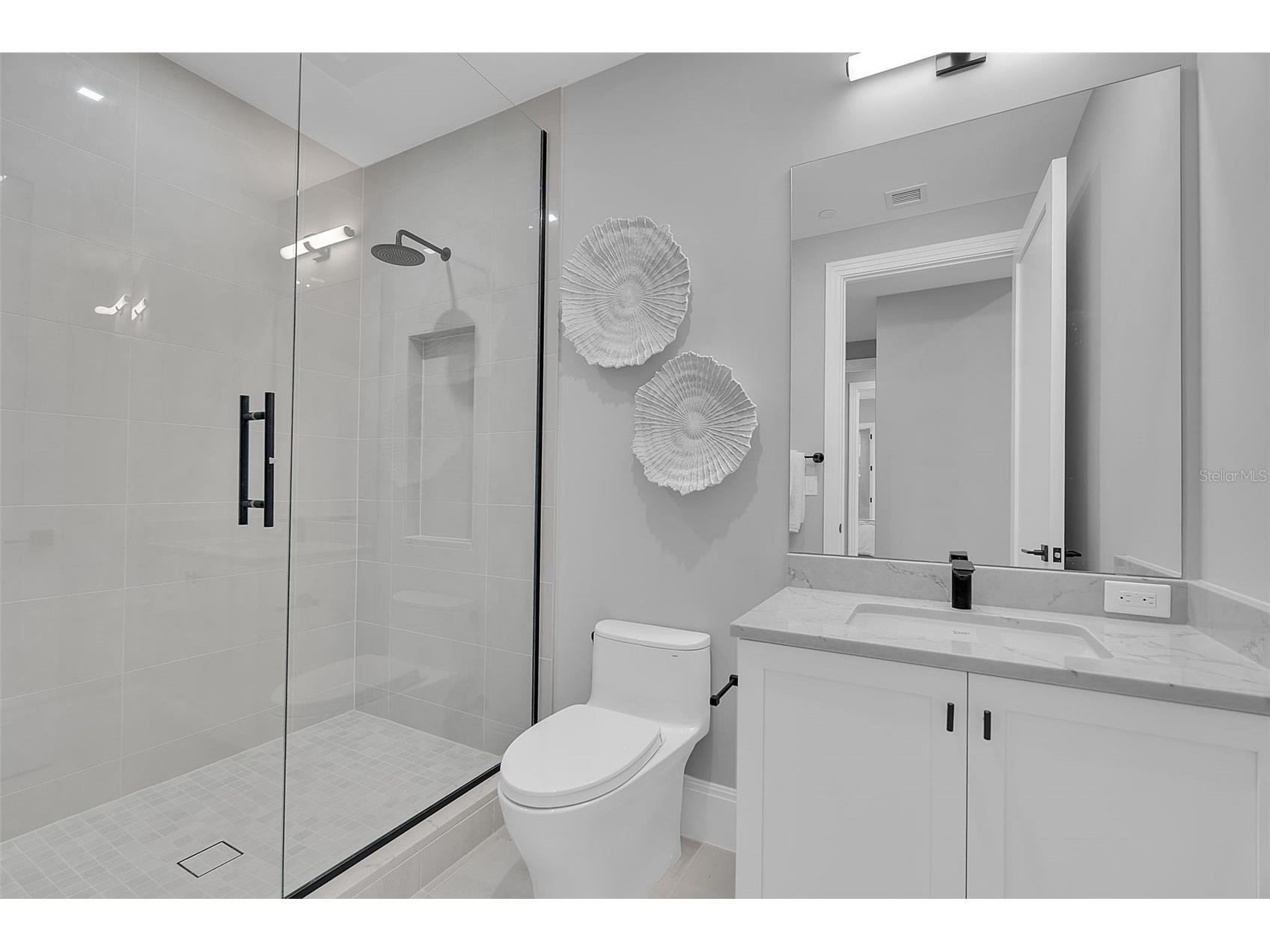 70 Avenida Veneccia #201 Sarasota FL 34242 - GULF OF MEXICO A4699817 image39