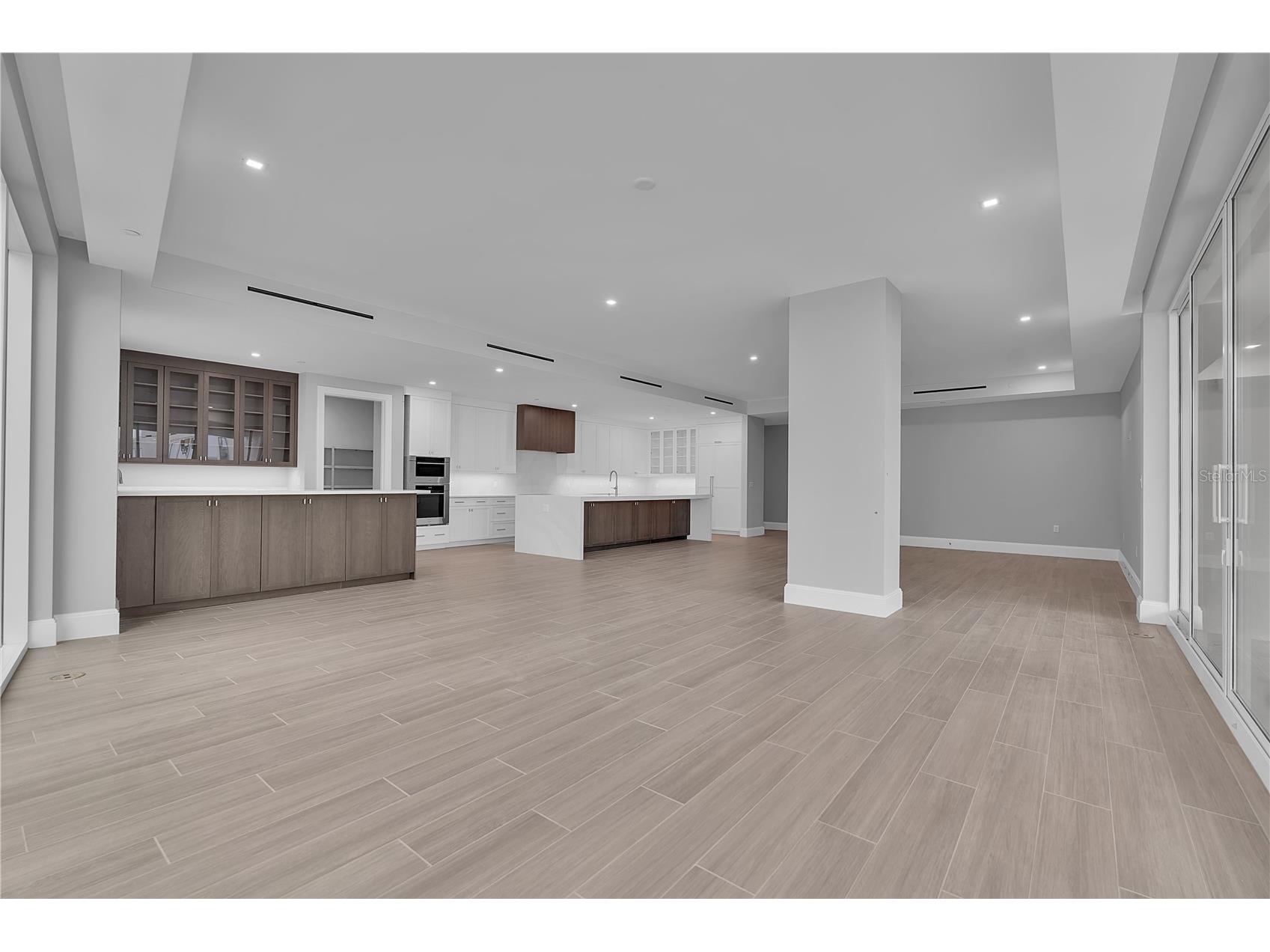 70 Avenida Veneccia #304 Sarasota FL 34242 - GULF OF MEXICO A4700103 image13