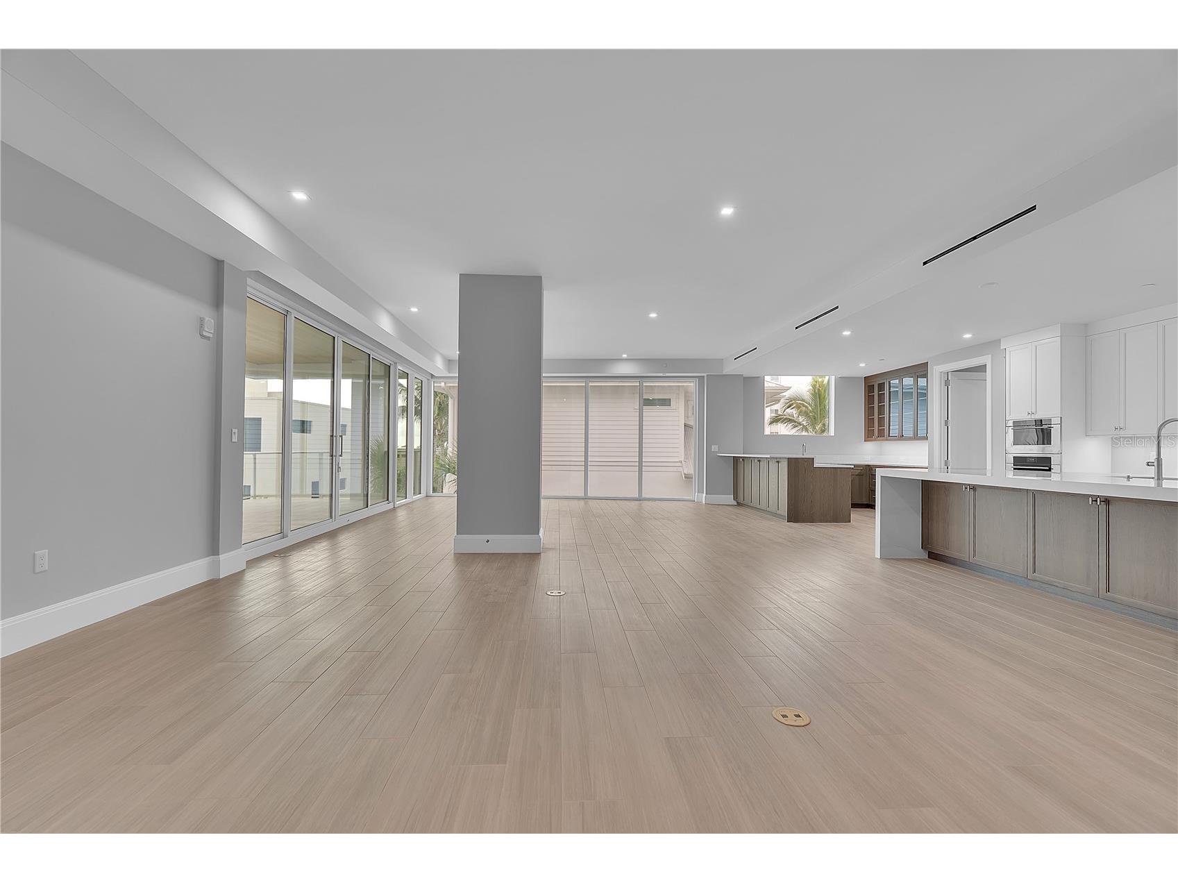 70 Avenida Veneccia #304 Sarasota FL 34242 - GULF OF MEXICO A4700103 image15
