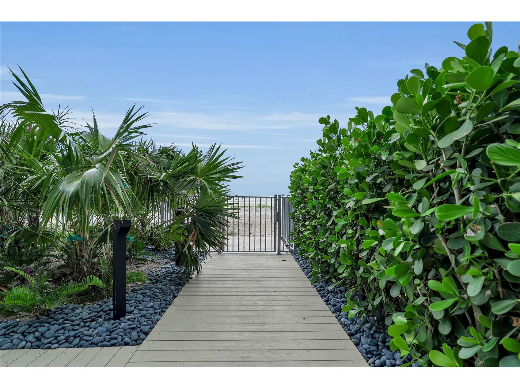 70 Avenida Veneccia #304 Sarasota FL 34242 - GULF OF MEXICO A4700103 image39