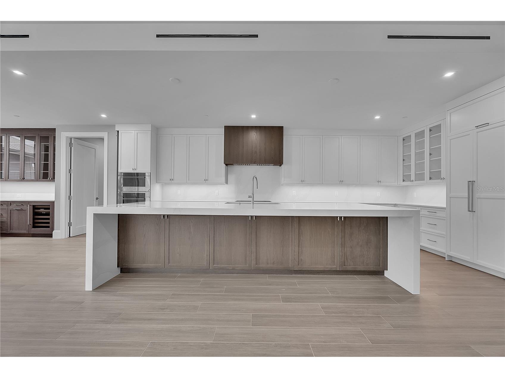 70 Avenida Veneccia #304 Sarasota FL 34242 - GULF OF MEXICO A4700103 image4